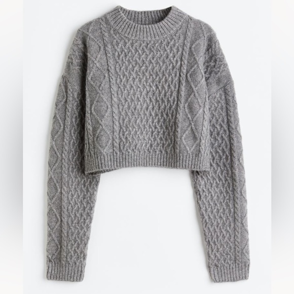 NWT H&M Cable Knit Sweater - Picture 5 of 9